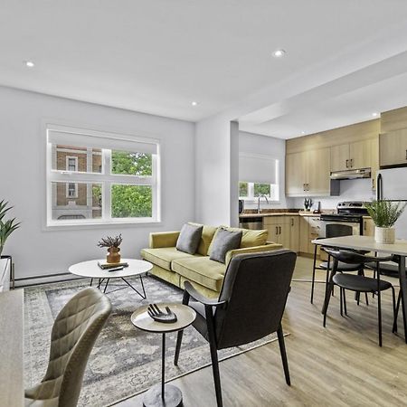 Stylish 2 Bedroom Haven By Jean Talon Market 몬트리올 외부 사진